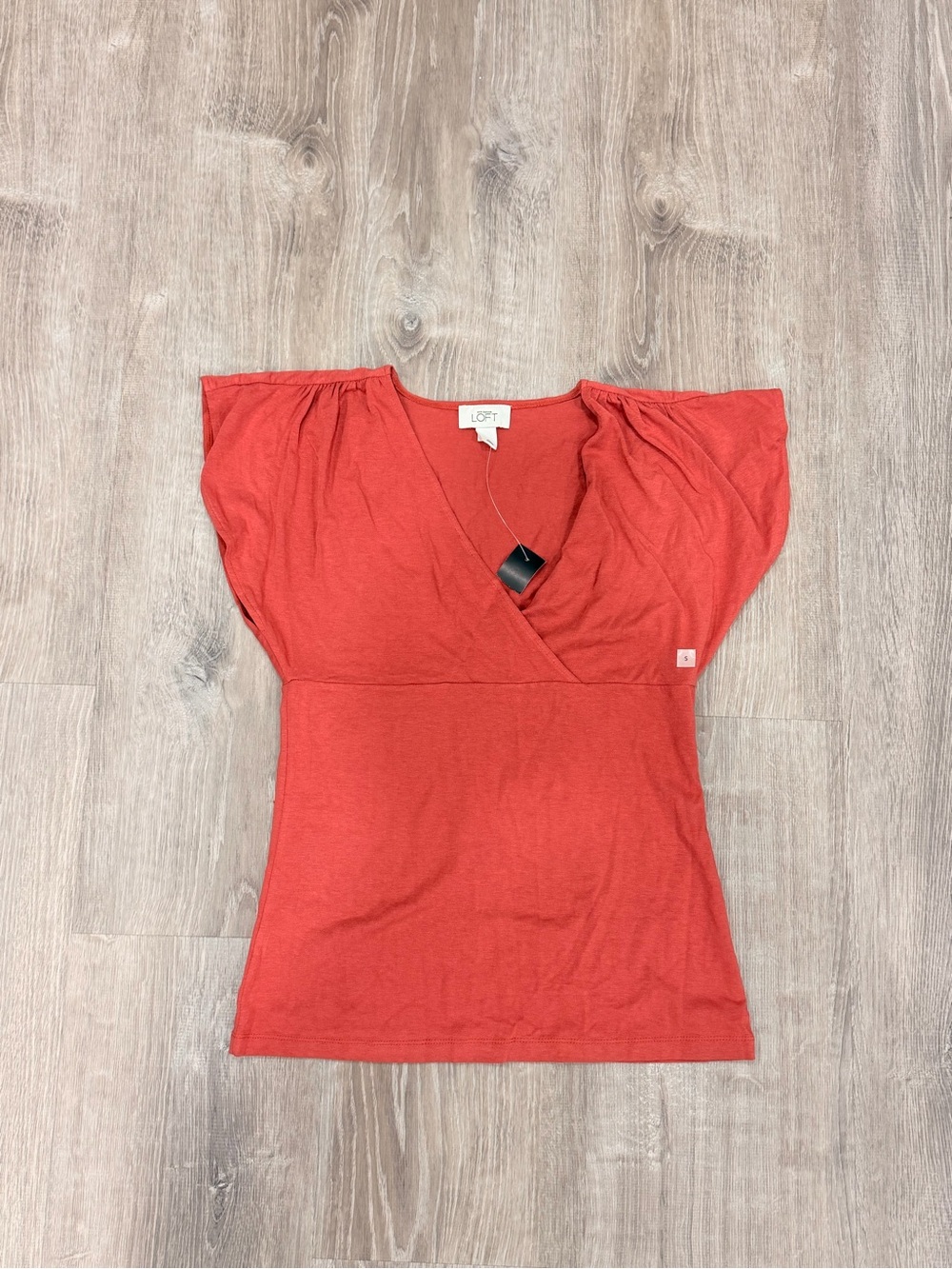 ❤️ NWT Ann Taylor LOFT Coral Flutter Sleeve Top | Size S